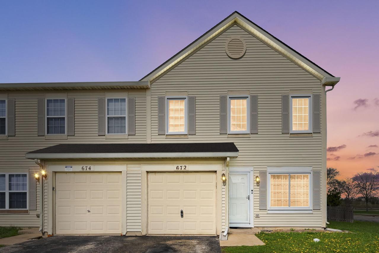 672 Edward Dr., Romeoville, IL 60446