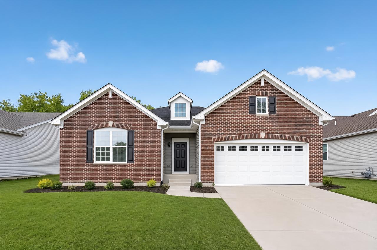 2021 Kenilworth Pl., Aurora, IL 60506