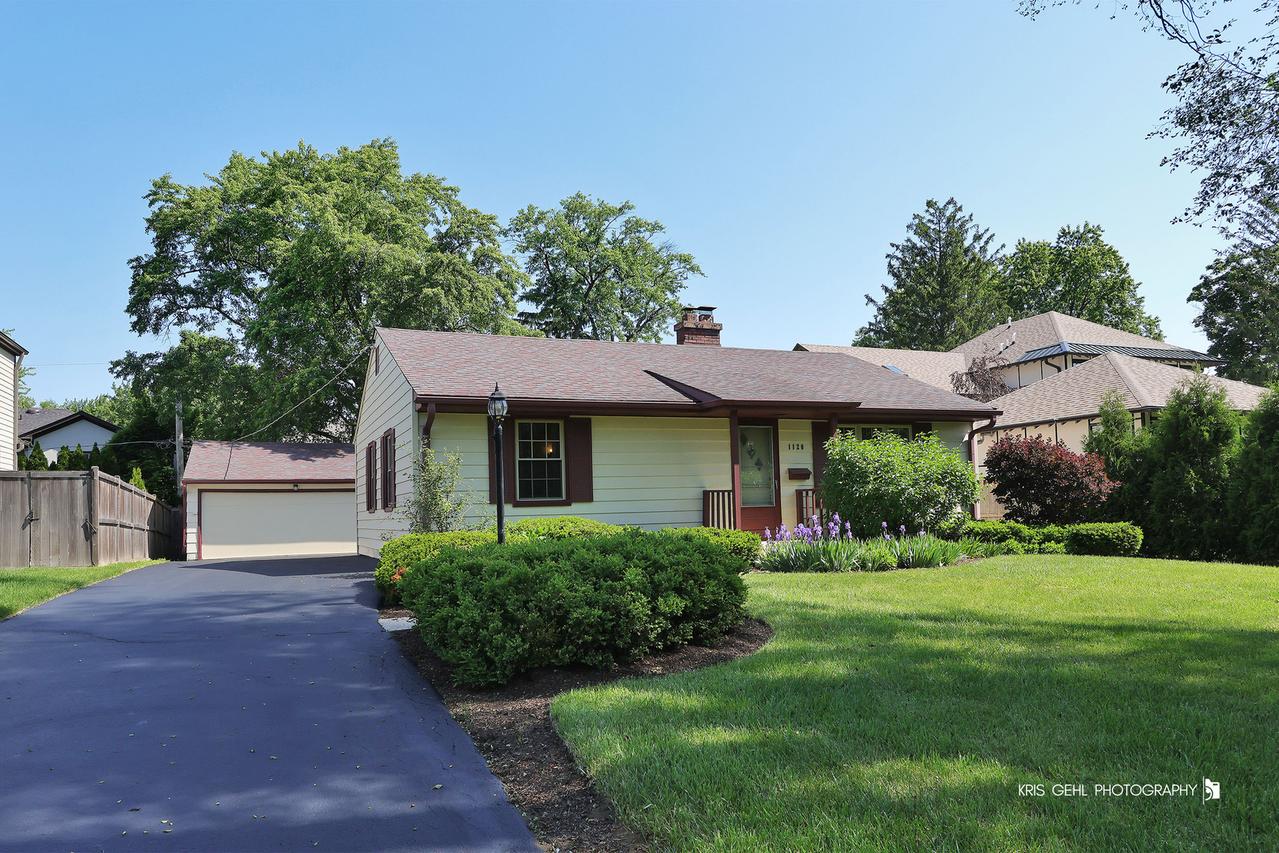 1120 Elmwood Ave., Deerfield, IL 60015