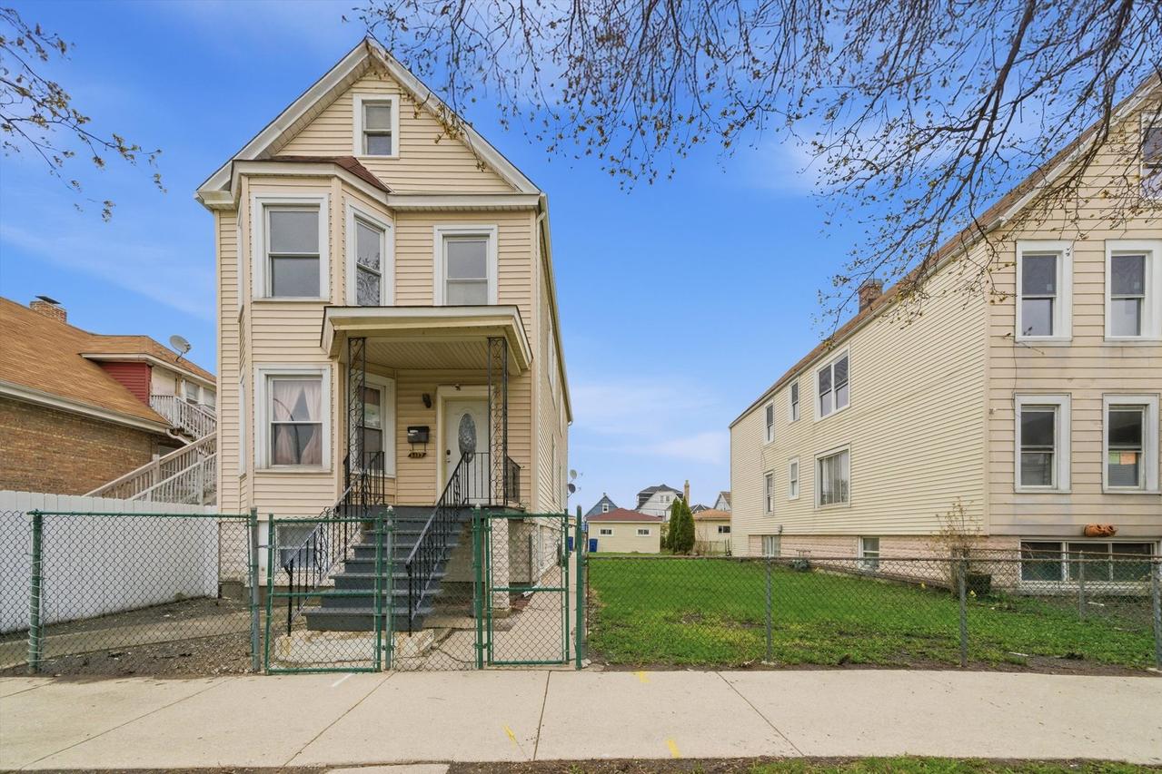 1417 S 48th Ct., Cicero, IL 60804