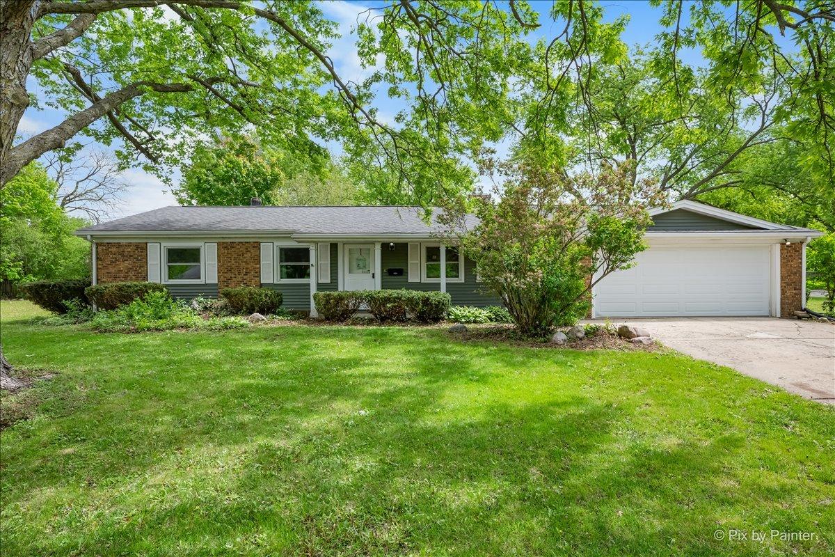 401 Hill Ave., North Aurora, IL 60542