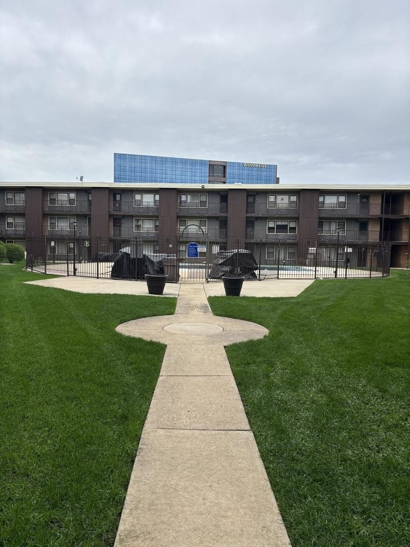 9608 W Higgins Rd. #2c, Rosemont, IL 60018