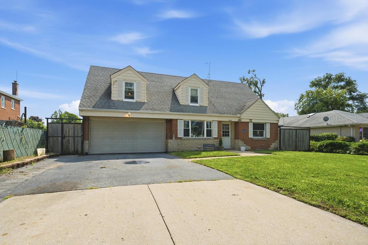 10941 Ridgeland Ave., Chicago Ridge, IL 60415