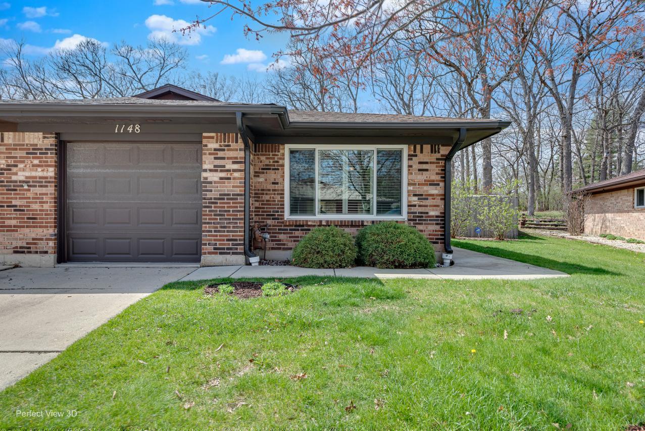 1148 Fulton Dr., Streamwood, IL 60107