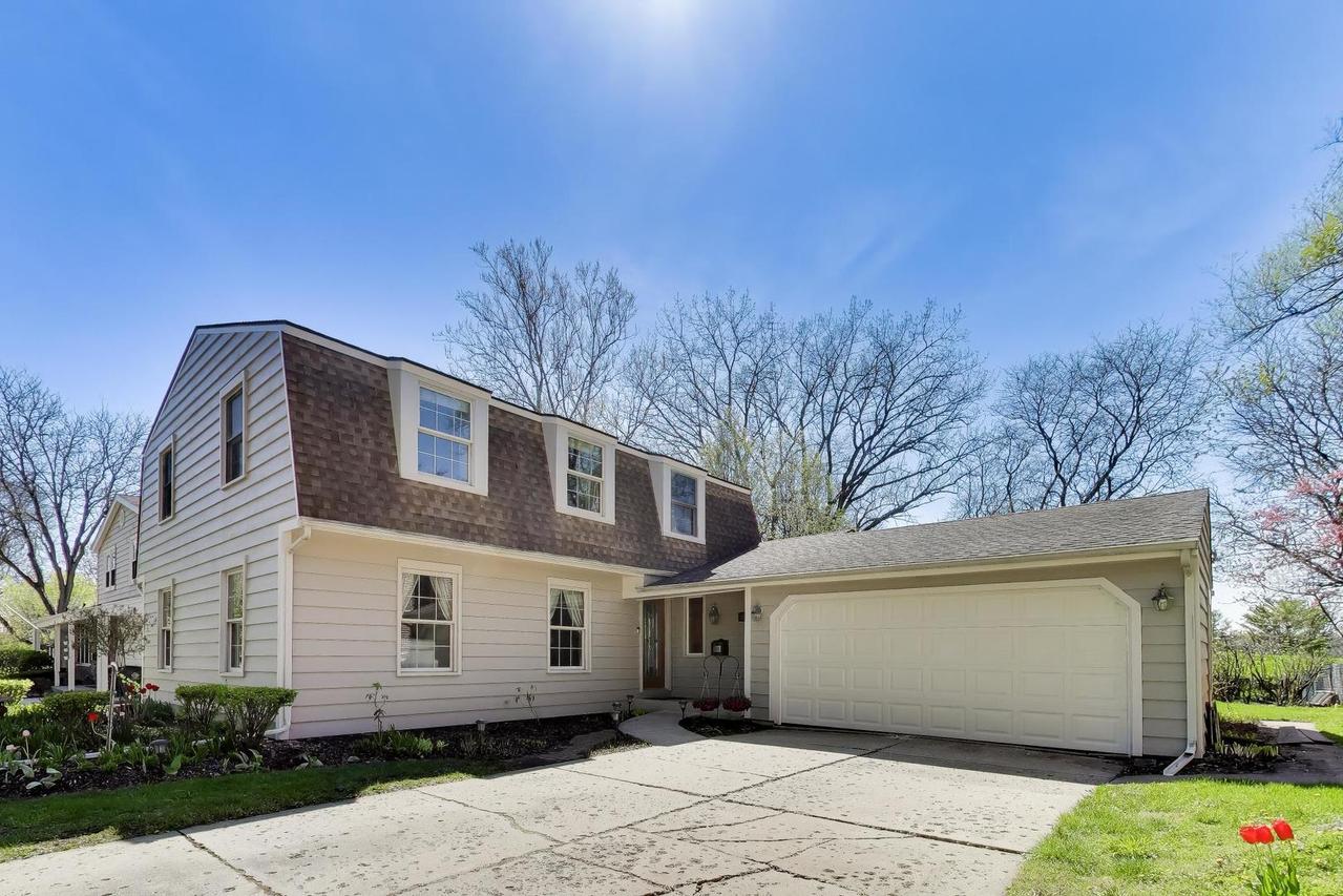 1222 S Patton Ave., Arlington Heights, IL 60005