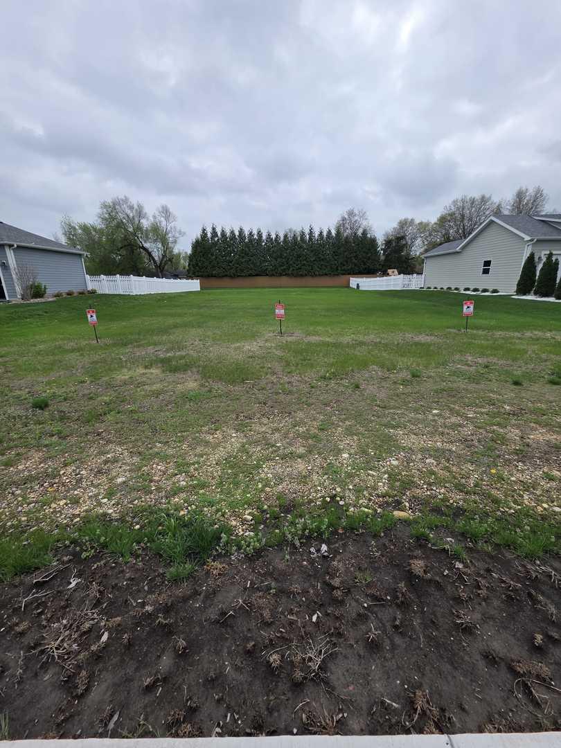 25233 Town Center Cir., Channahon, IL 60410