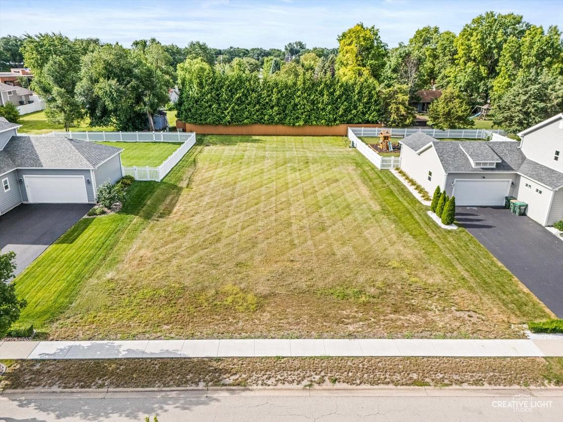 25233 Town Center Cir., Channahon, IL 60410