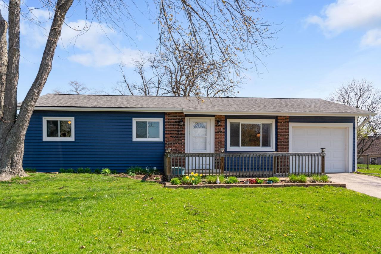 248 Oakridge Ct., Bolingbrook, IL 60440