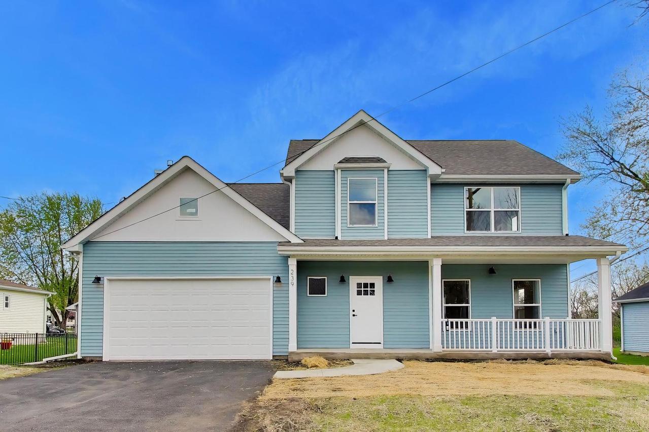 239 Parker Ave., Aurora, IL 60505