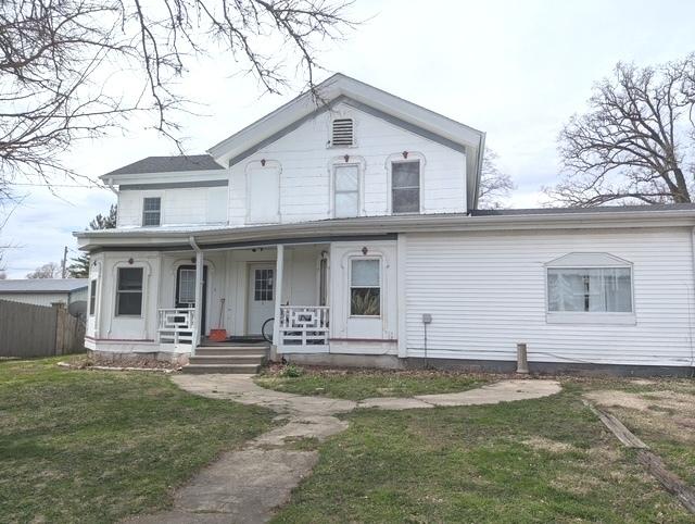 302 S Ottawa St., Earlville, IL 60518