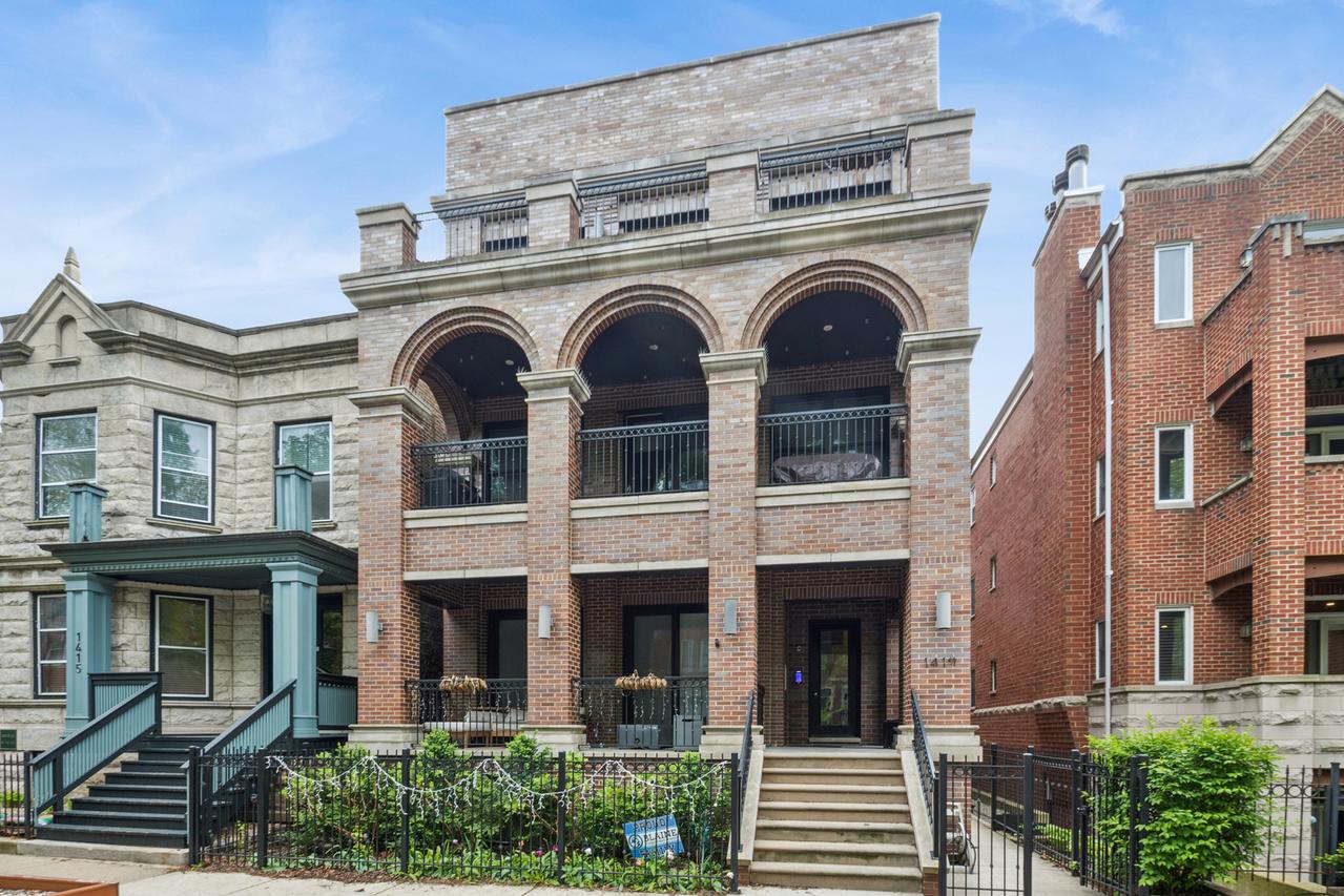 1419 W Byron St. #3, Chicago, IL 60613