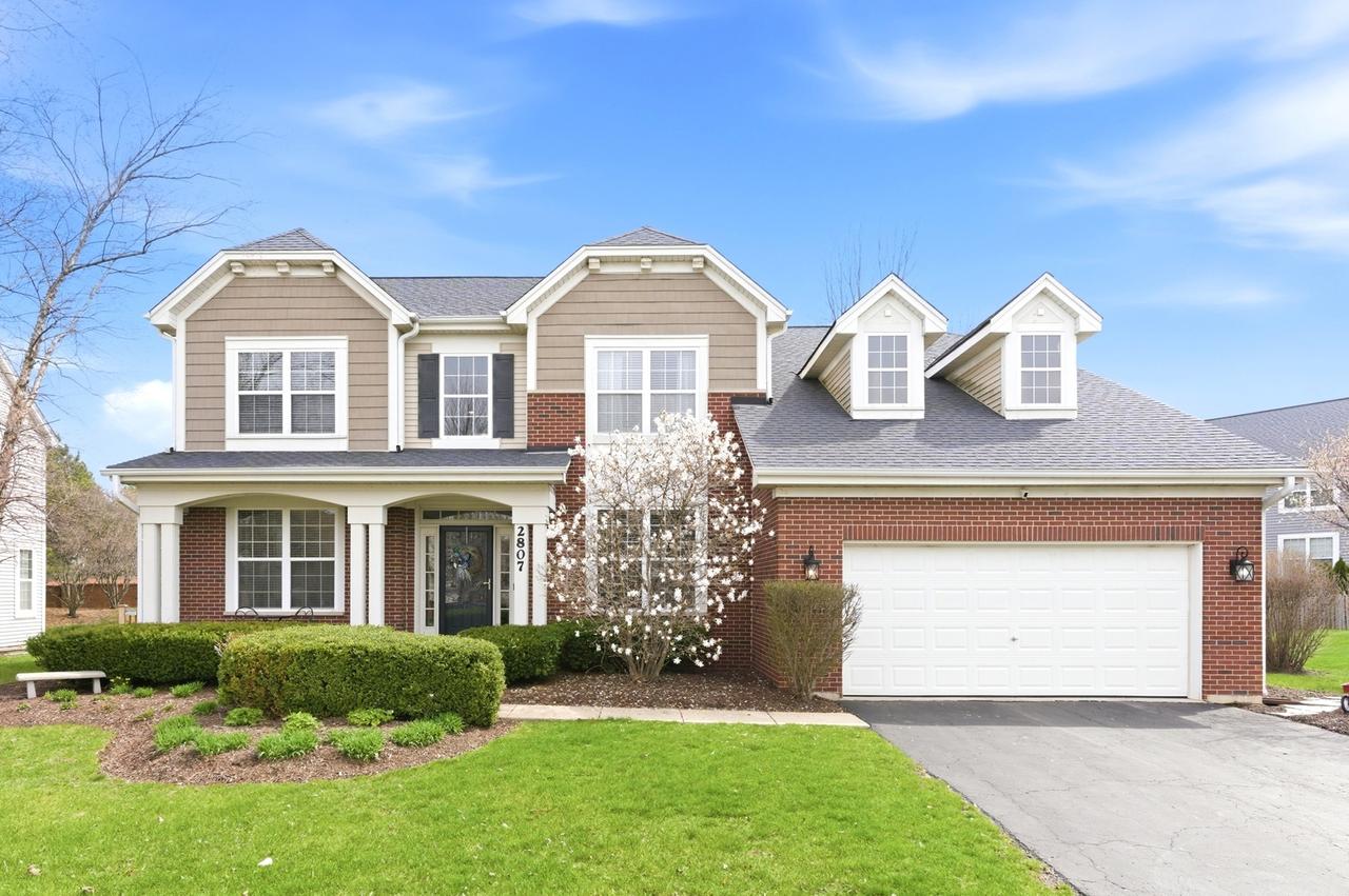 2807 Forest Creek Ln., Naperville, IL 60565