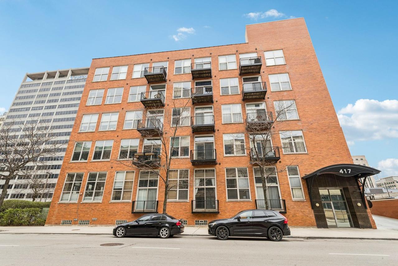 417 S Jefferson St. #313B, Chicago, IL 60607