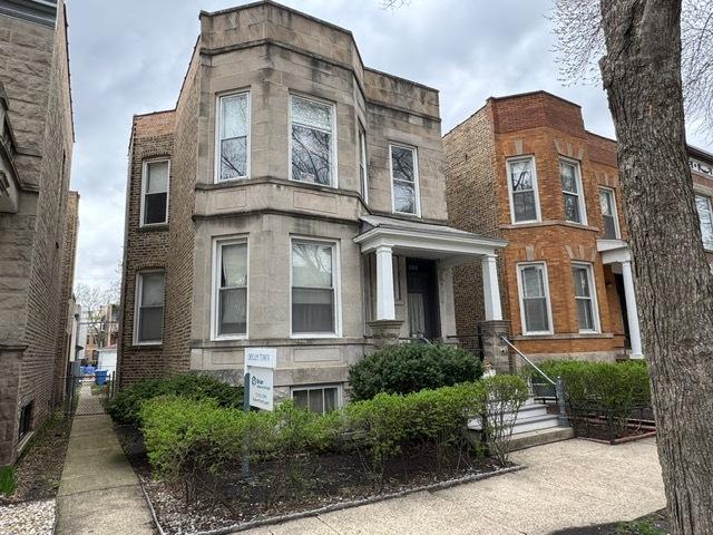 2512 N Mozart St., Chicago, IL 60647