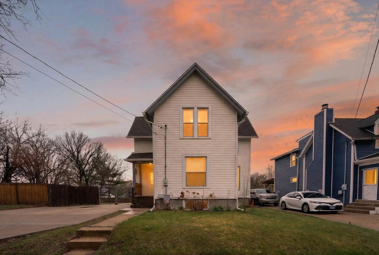 1210 Fairview Ave., Rockford, IL 61101