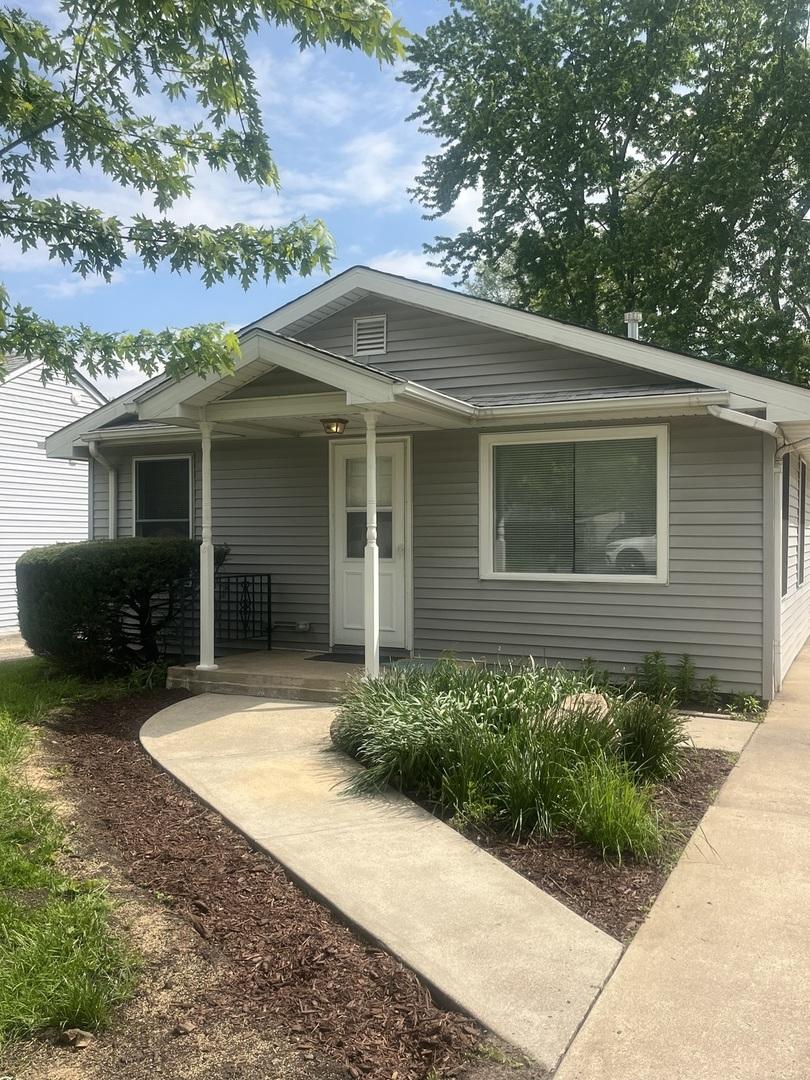 208 Independence Ave., Joliet, IL 60433