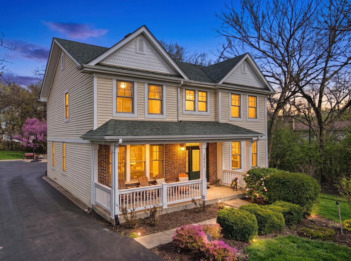 1231 S Ardmore Ave., Villa Park, IL 60181