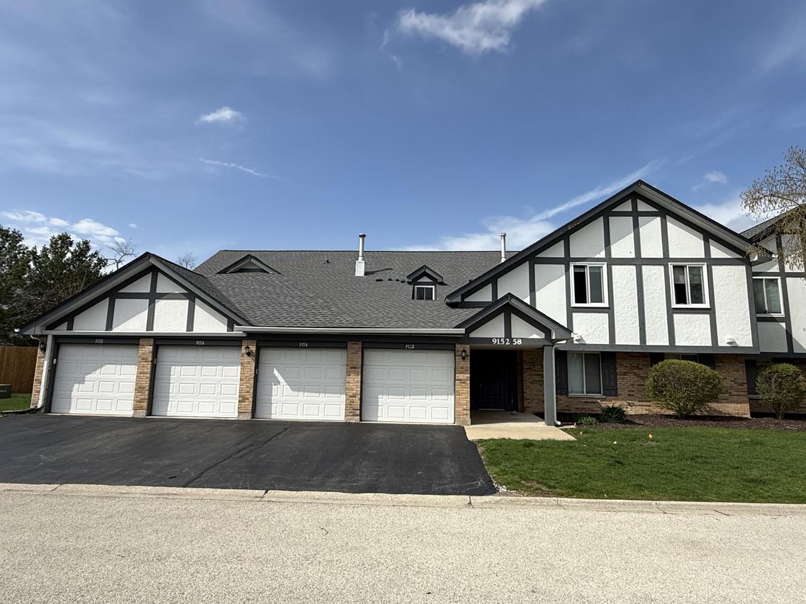 9158 Sandpiper Ct. #40, Orland Park, IL 60462