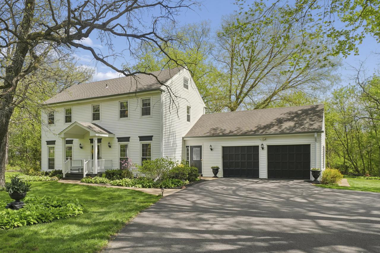 21063 N Middleton Dr., Kildeer, IL 60047