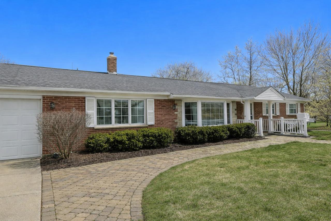 3843 Springdale Ave., Glenview, IL 60025