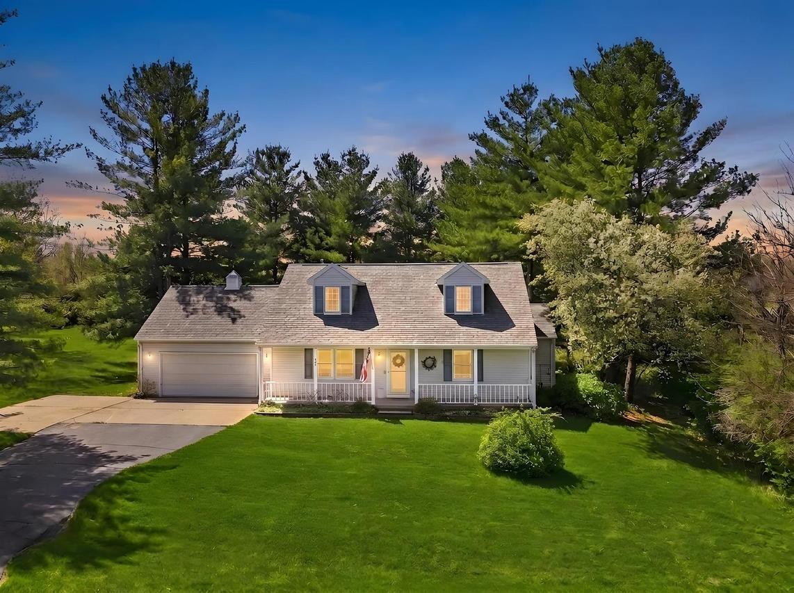 405 Mississippi Dr., Dixon, IL 61021