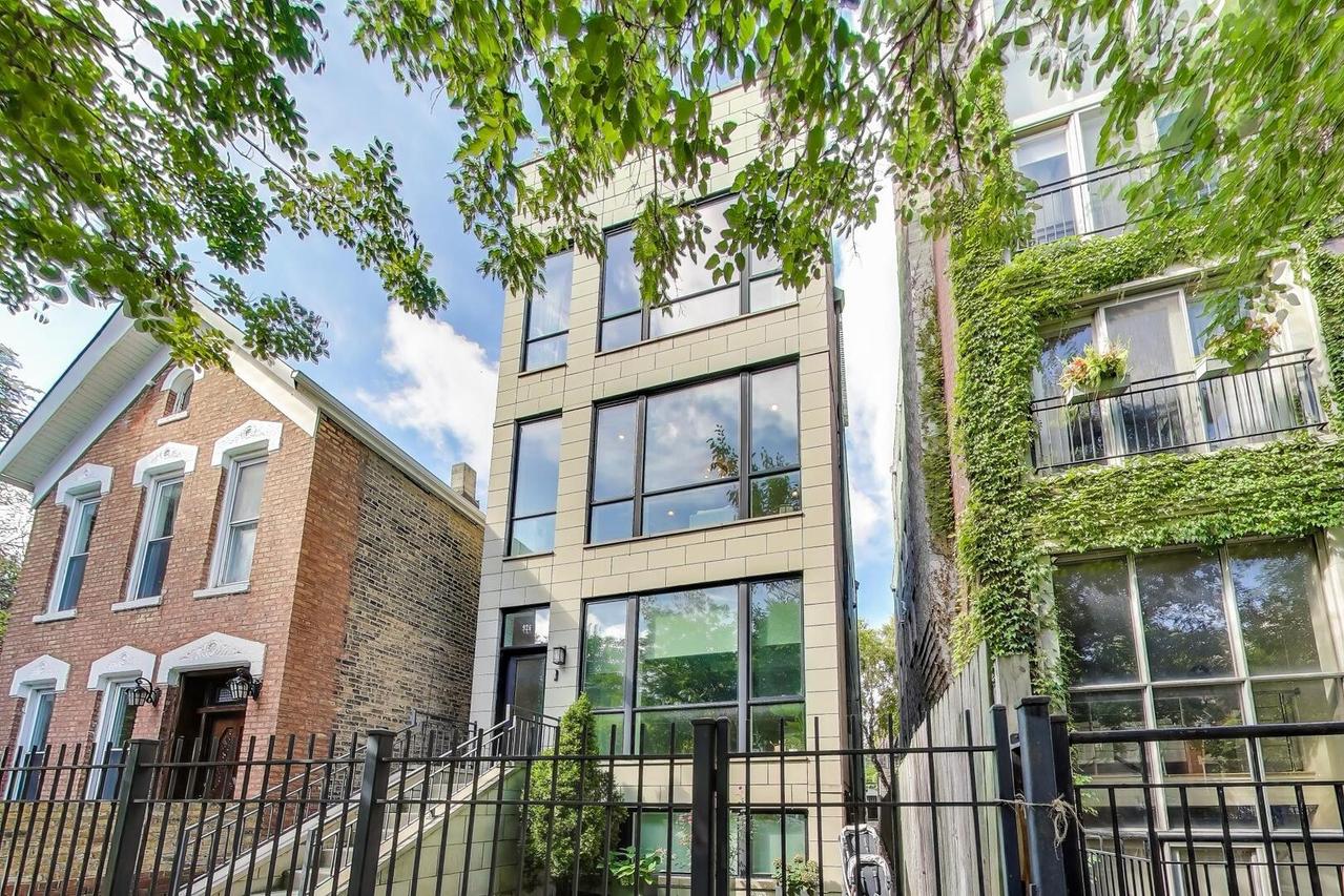 926 N Honore St. #2, Chicago, IL 60622