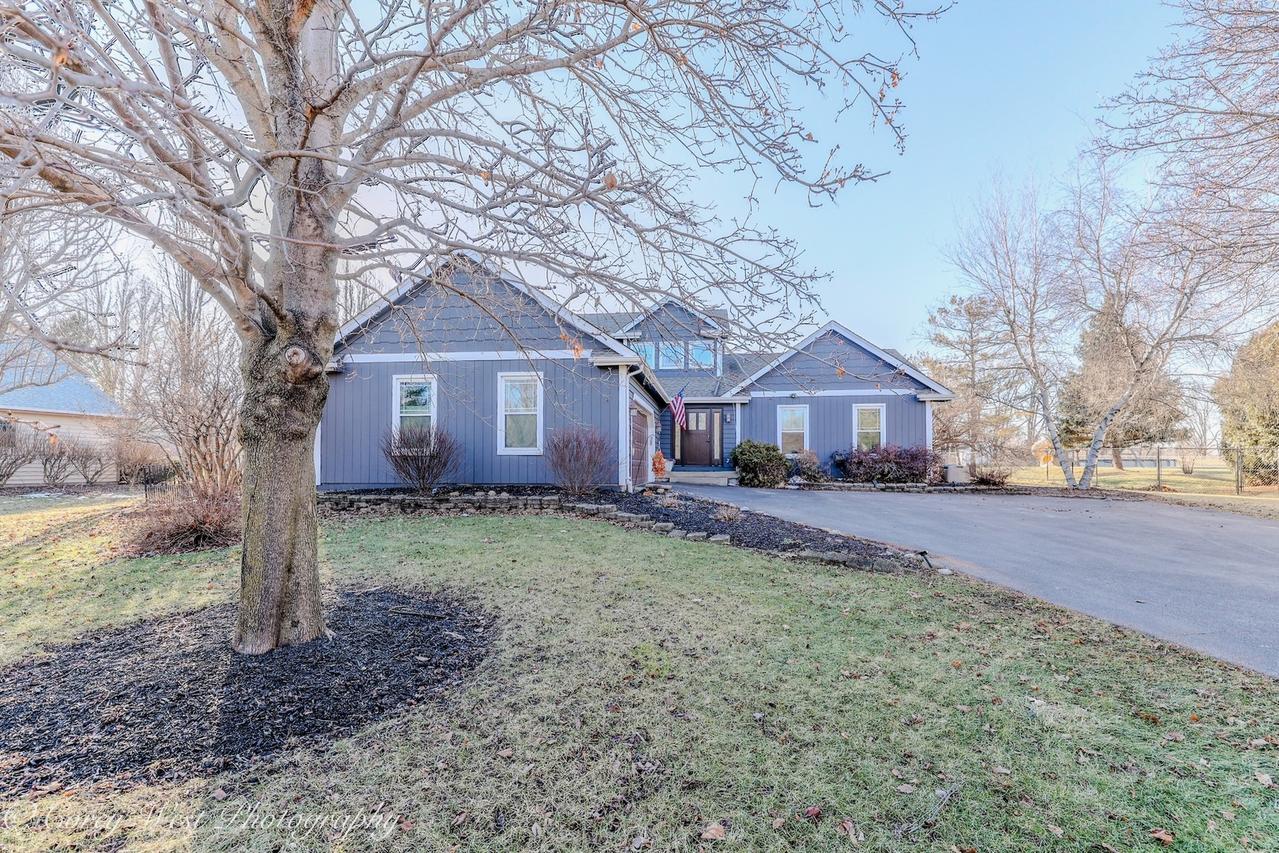 10215 Ridge Ln., Union, IL 60180