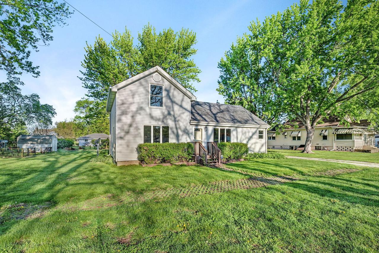 303 S Jackson St., Gardner, IL 60424