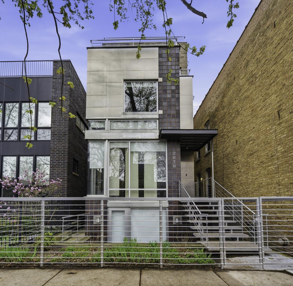 2070 N Oakley Ave., Chicago, IL 60647