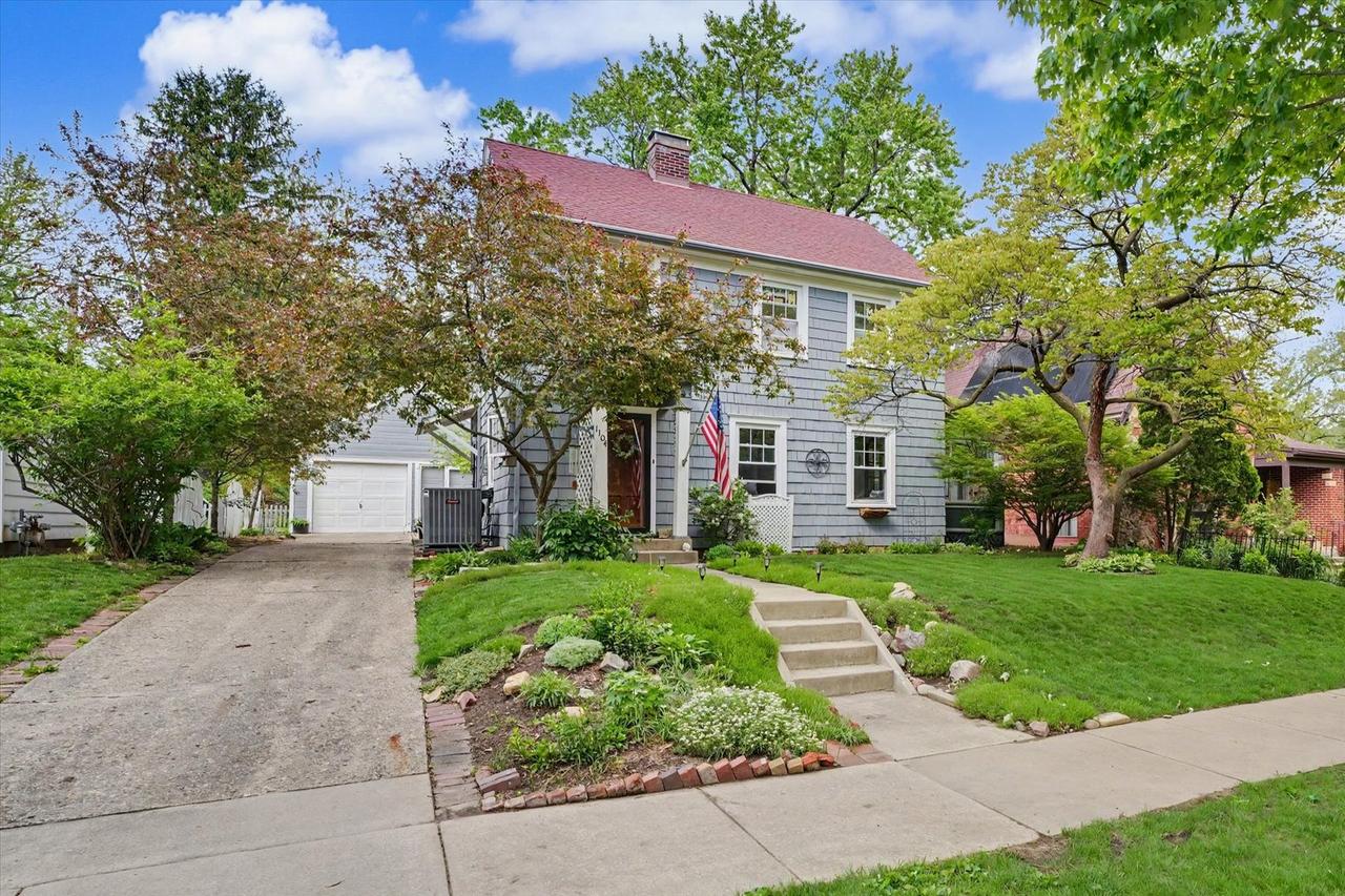 1104 W Green St., Champaign, IL 61821