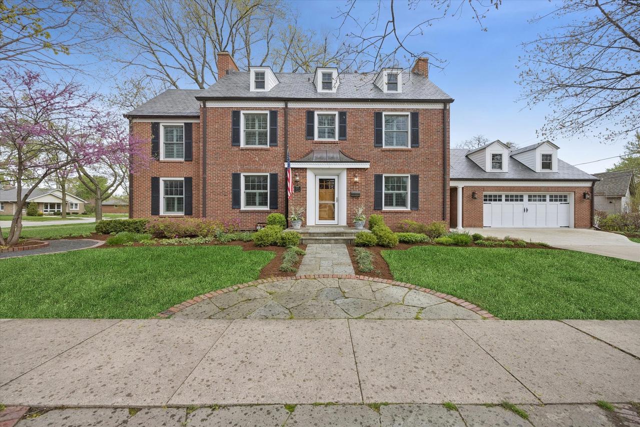 545 S Brainard Ave., La Grange, IL 60525