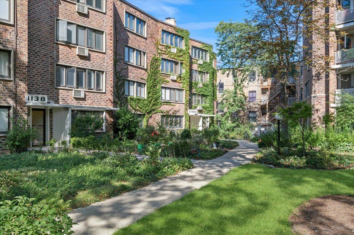 1140 W Lunt Ave. #1B, Chicago, IL 60626