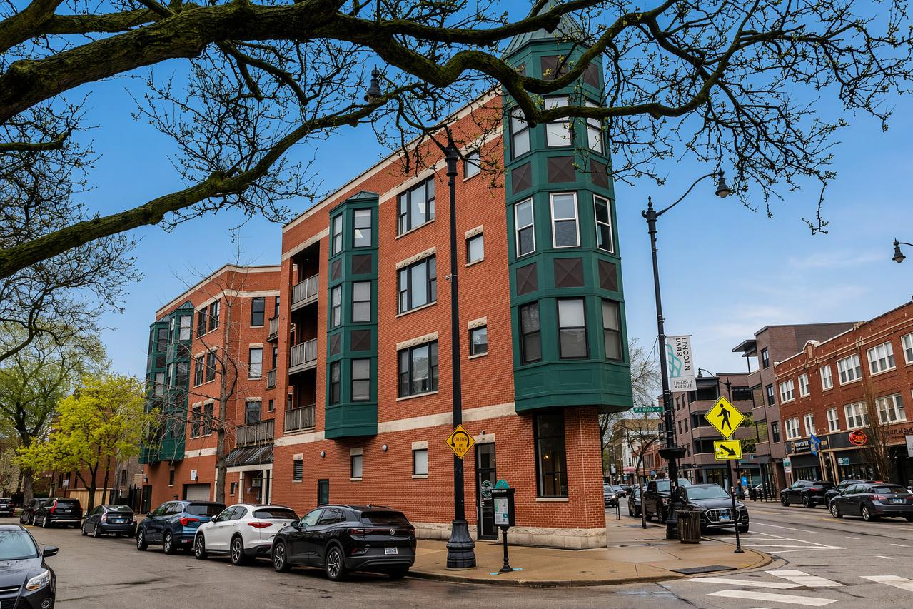 845 W Altgeld St. #3B, Chicago, IL 60614