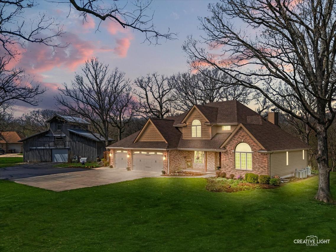 10045 N Bell Rd., Minooka, IL 60447