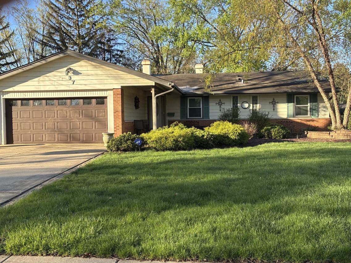 837 Oxford St., Downers Grove, IL 60516