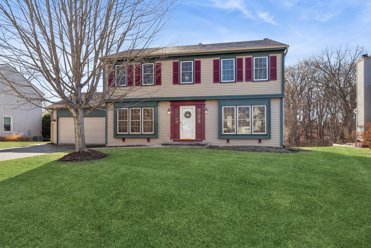 701 N Carriage Hill Rd., Island Lake, IL 60042