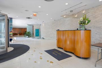 6301 N Sheridan Rd. #3A, Chicago, IL 60660