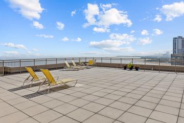 6301 N Sheridan Rd. #3A, Chicago, IL 60660