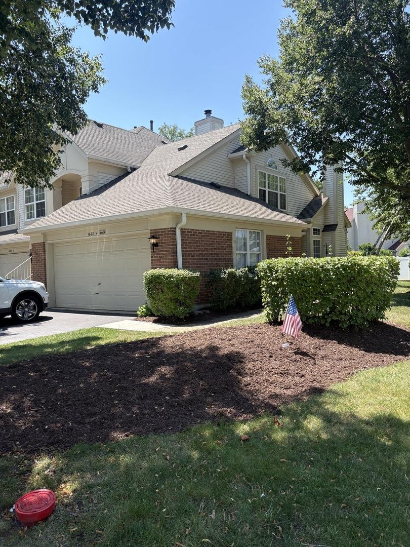 1602 Columbia Cir. #4, Bartlett, IL 60103