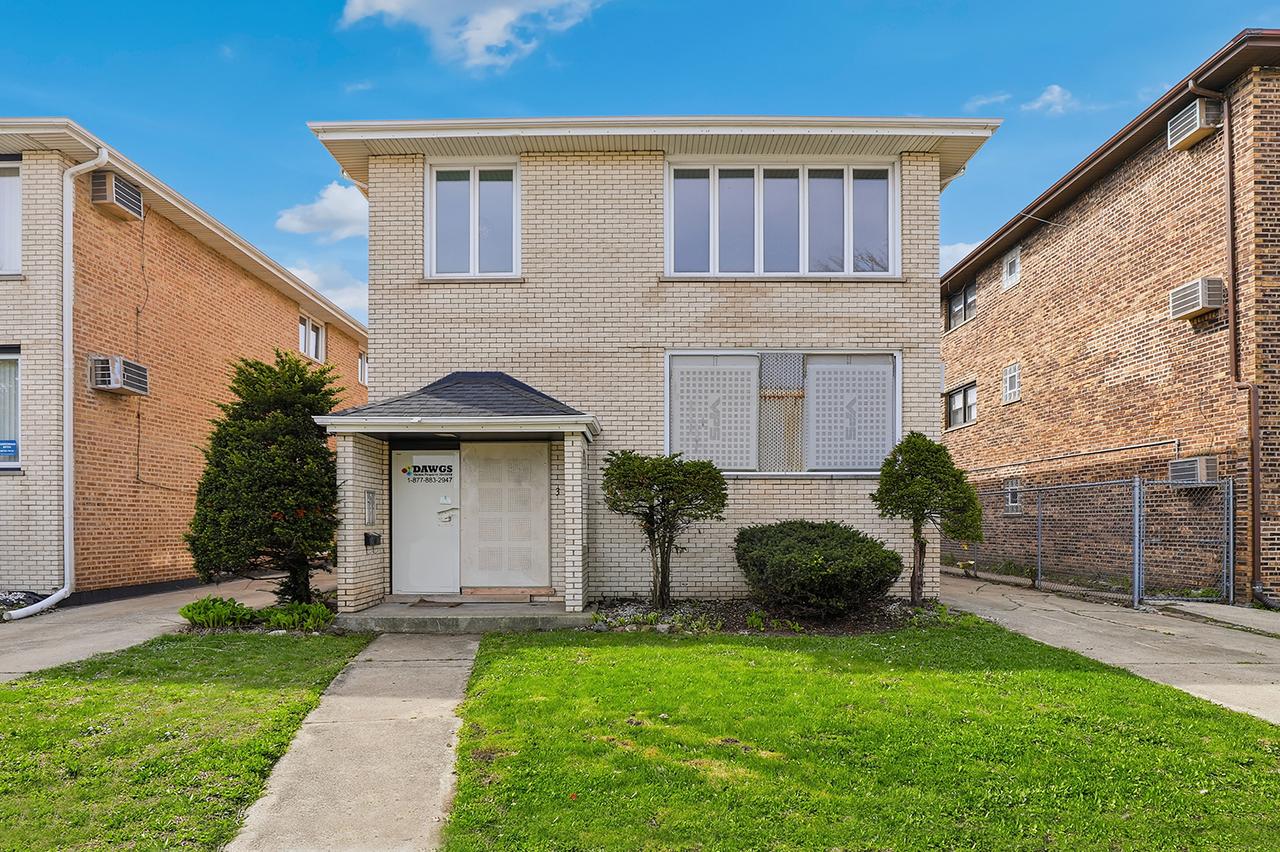 1633 Downs Dr., Calumet City, IL 60409