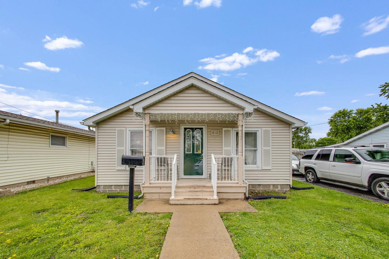 812 E Pembroke St., Tuscola, IL 61953