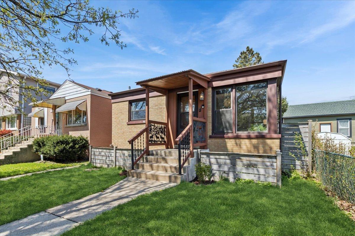 7106 W Summerdale Ave., Chicago, IL 60656