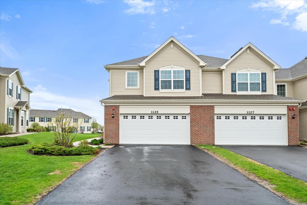 1125 Hawk Hollow Dr., Yorkville, IL 60560