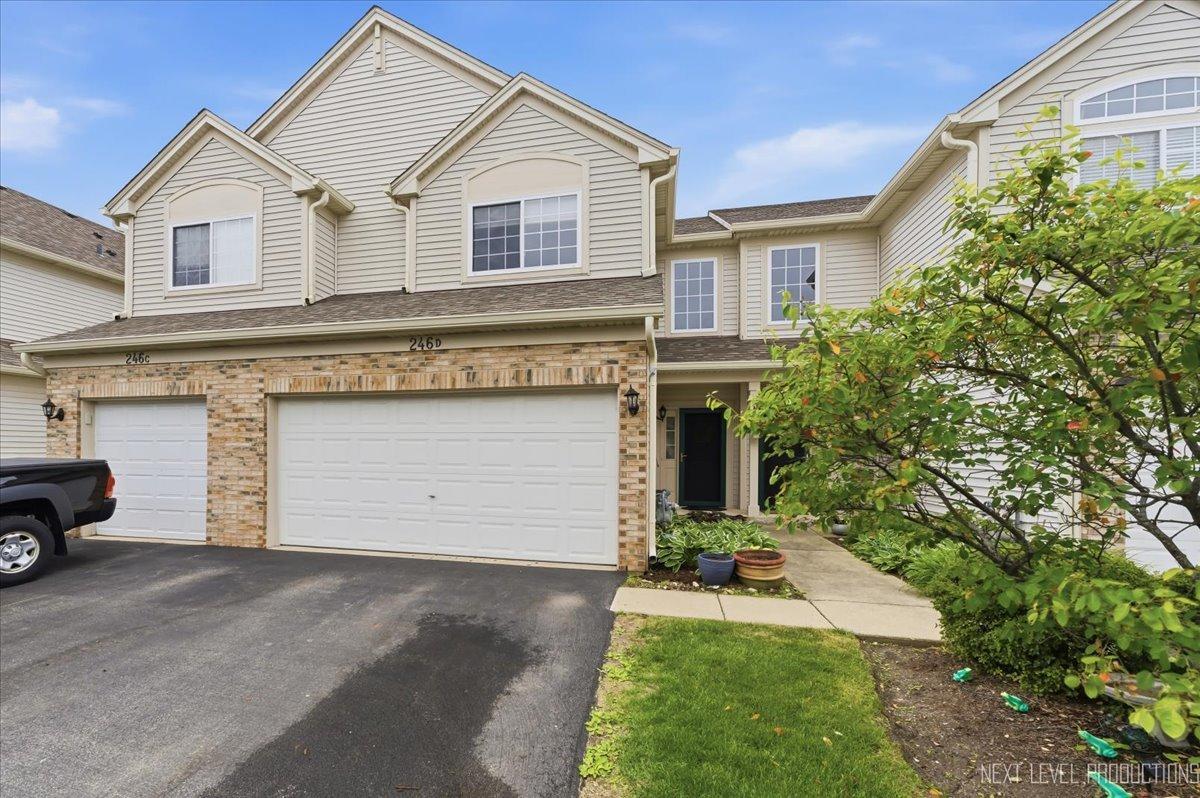 246 Nicole Dr. #D, South Elgin, IL 60177