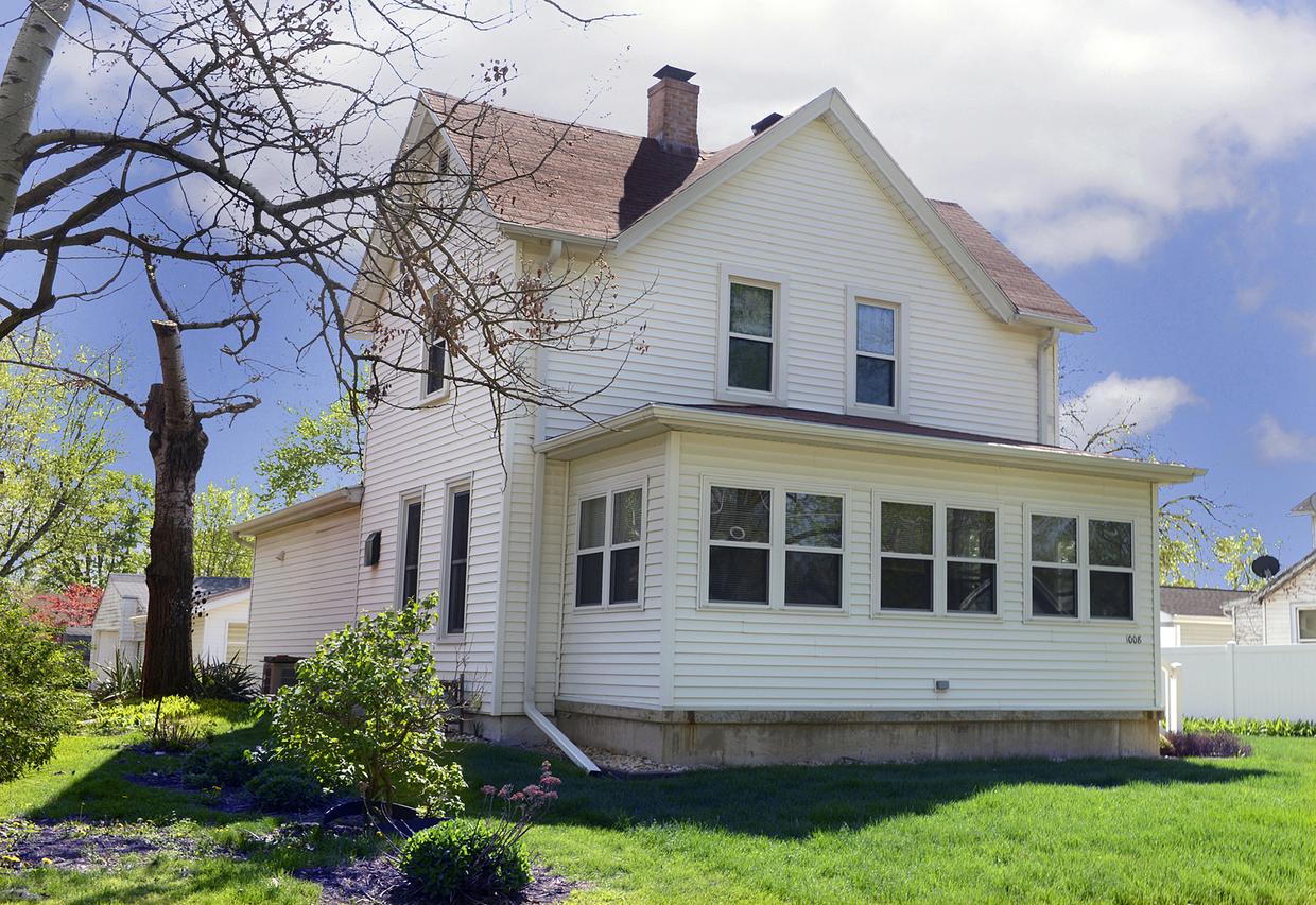 1008 Pine St., Ottawa, IL 61350