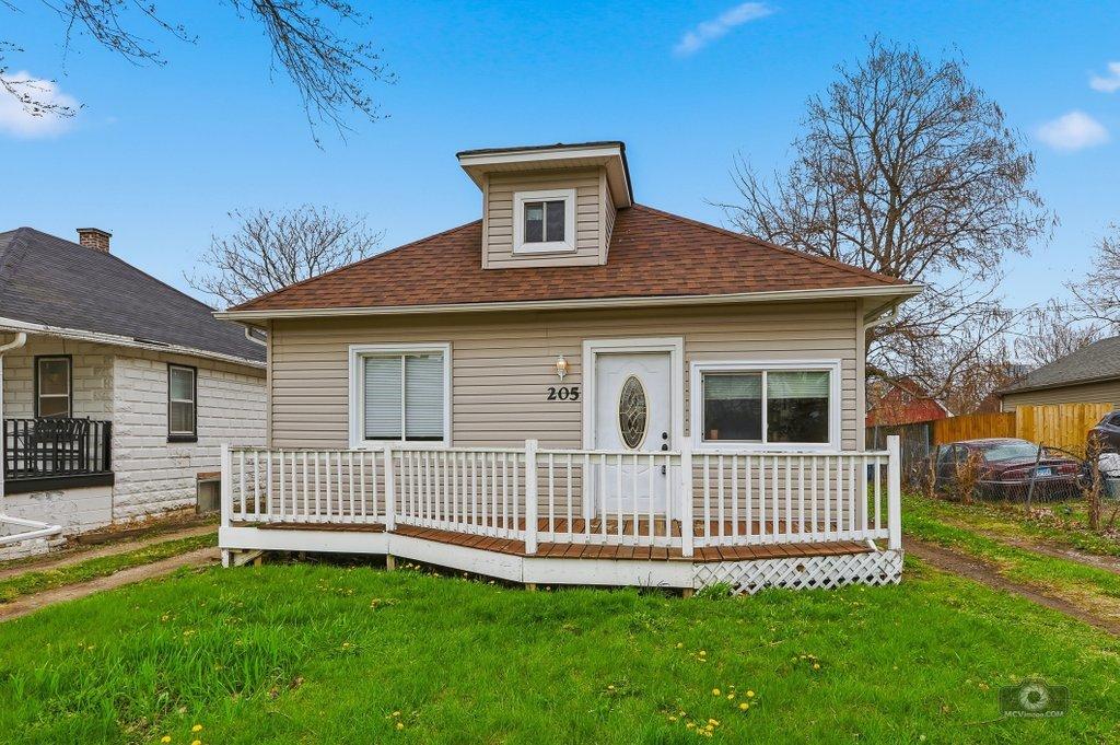 205 Reverend Walton Dr., Lockport, IL 60441
