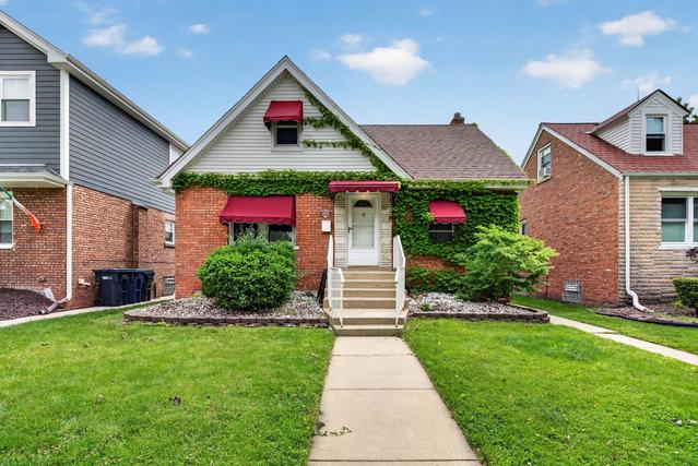 New Homes For Sale This Week That Attend Evergreen Park High School: May 15th to May 21st