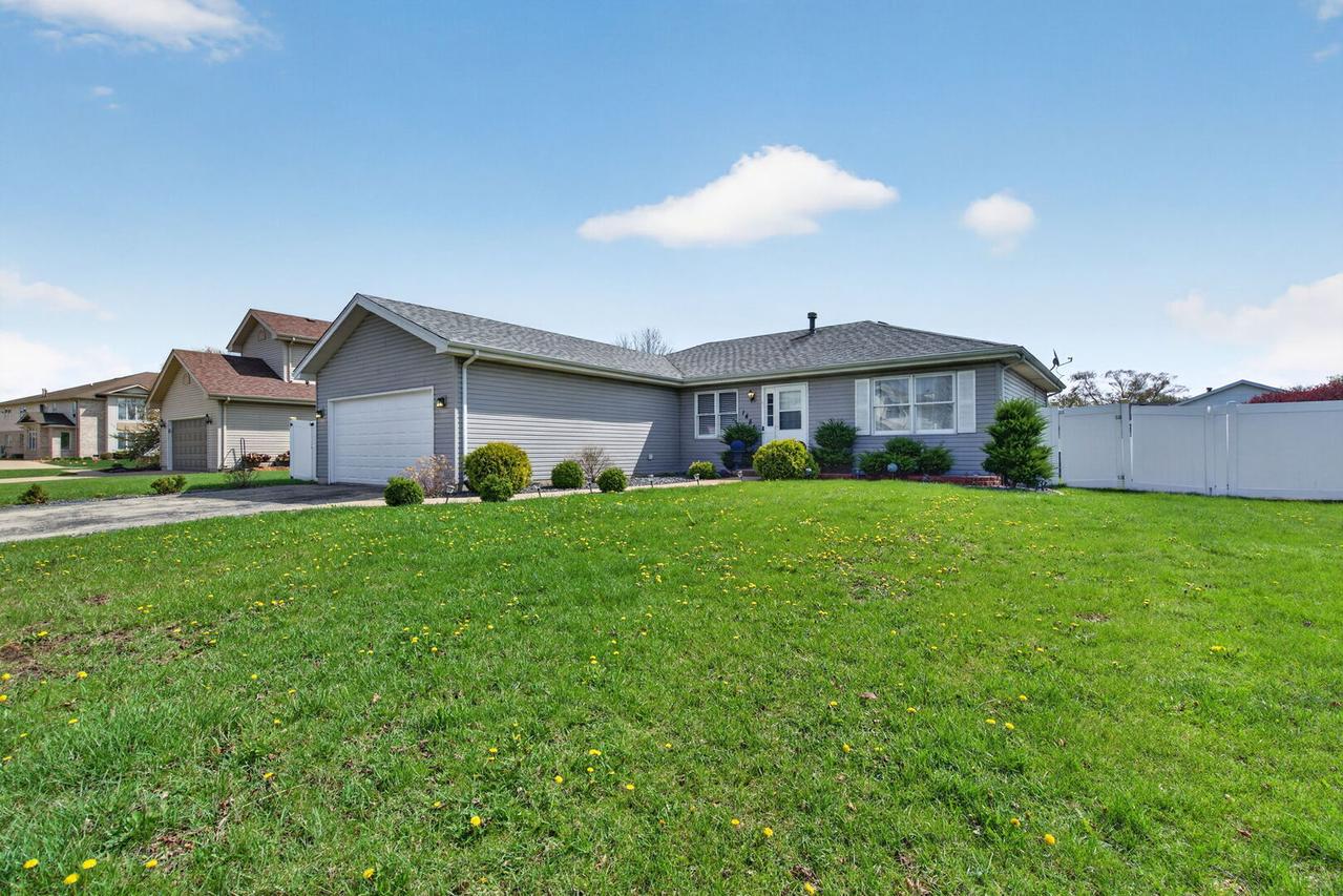 1486 Bradley Way, Bourbonnais, IL 60914