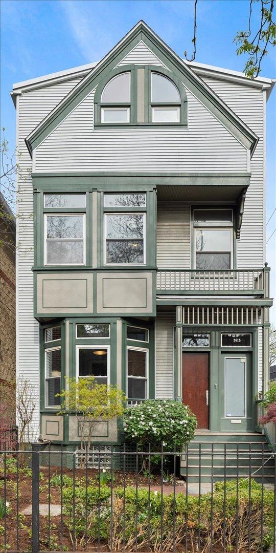 2615 N Wilton Ave., Chicago, IL 60614
