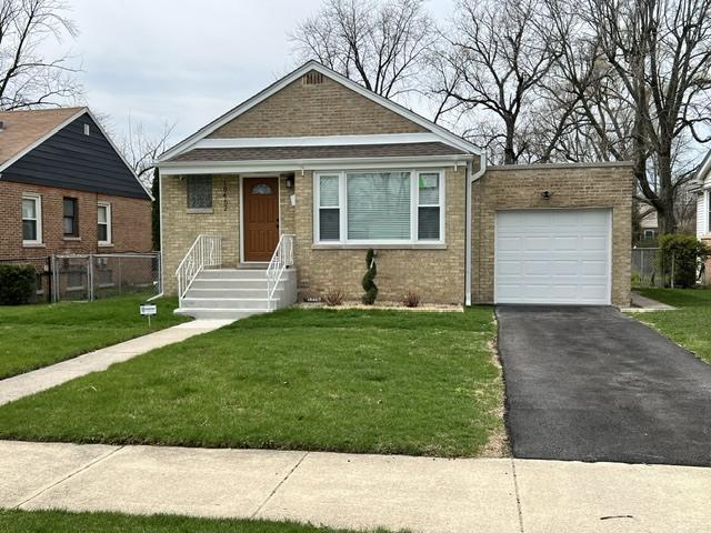 18462 Gottschalk Ave., Homewood, IL 60430